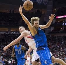 英超综合：布莱顿逼平曼城