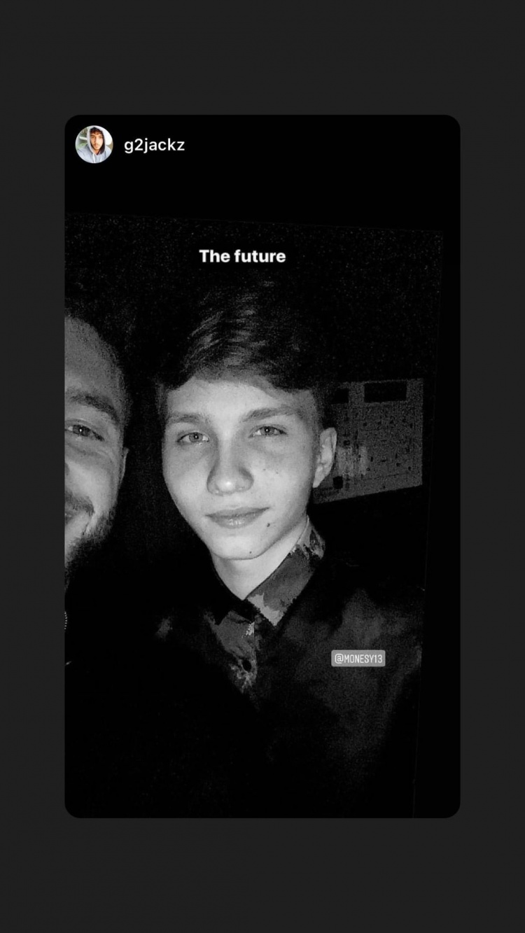 的阵阵掌声 的阵阵掌声